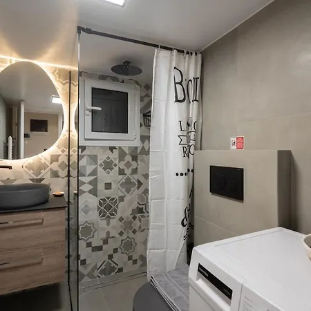 Acropolis Luxury